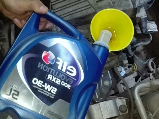Как проверить и залить масло в АКП Рено Сандеро
